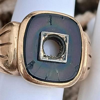 Vintage Size 7.5 men's Onyx ring marked 12 - and two vintage collectible tie clips - Balfour pickup truck & Swank blue gemstone