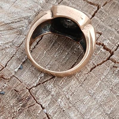 Vintage Size 7.5 men's Onyx ring marked 12 - and two vintage collectible tie clips - Balfour pickup truck & Swank blue gemstone