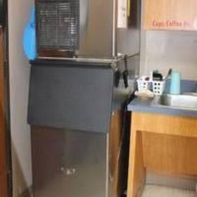 Sale Photo Thumbnail #10