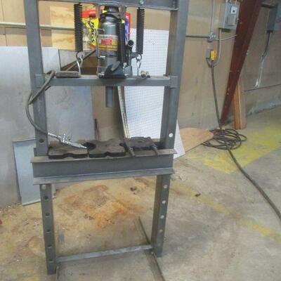 Sale Photo Thumbnail #108