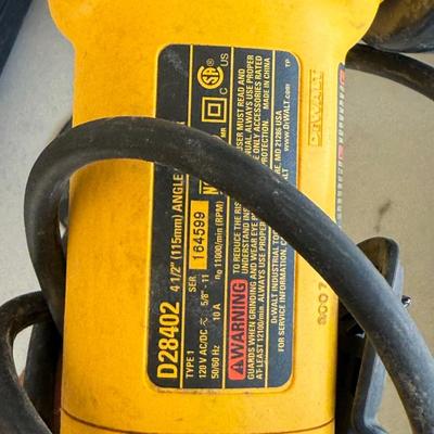 G38-Dewalt sawzall