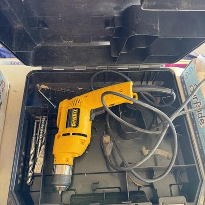 G37-Dewalt drill