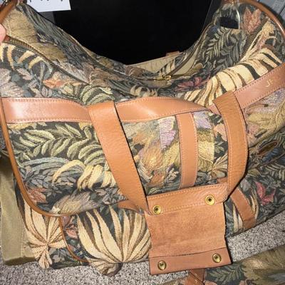 MB5-Luggage