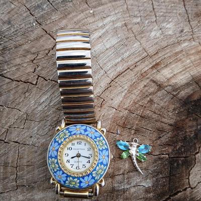 Beautiful Collections Quartz watch with Millefiori-like design and a .925 silver marked Dragonfly pendant