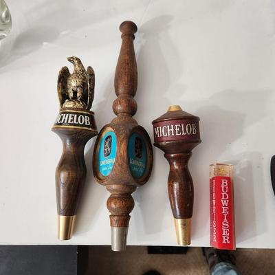 Vintage Barware I Bet You Can't Beer Mug + 4 Beer Taps Handles Shift Knobs Budweiser Michelob, Lowenbrau