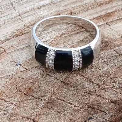Vintage unmarked ring Size 9