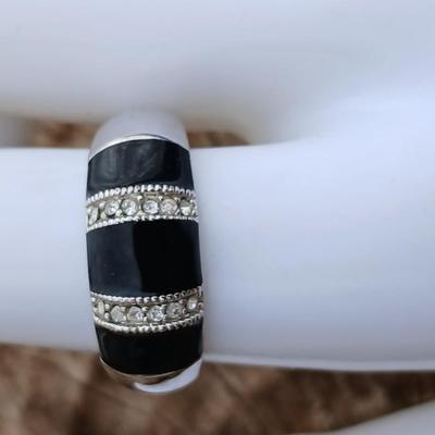 Vintage unmarked ring Size 9