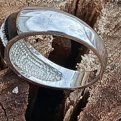 Vintage unmarked ring Size 9