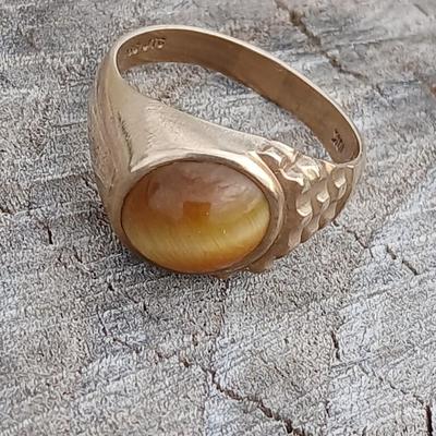 Vintage Men's 10K gold cats' eye like Cabochon ring size 11.5 - 10 K