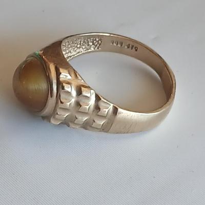 Vintage Men's 10K gold cats' eye like Cabochon ring size 11.5 - 10 K