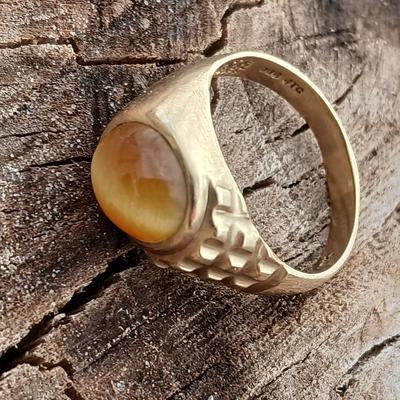 Vintage Men's 10K gold cats' eye like Cabochon ring size 11.5 - 10 K