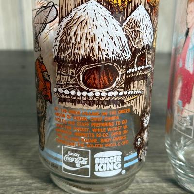 LOT 70B: Vintage Burger King Star Wars & Pizza Hut E.T. Extraterrestrial Glasses