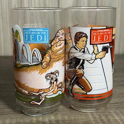 LOT 70B: Vintage Burger King Star Wars & Pizza Hut E.T. Extraterrestrial Glasses