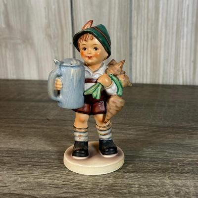 LOT 72B: Goebel M.I. Hummel Collection: 1976 & 1978 Plates & Five Figurines