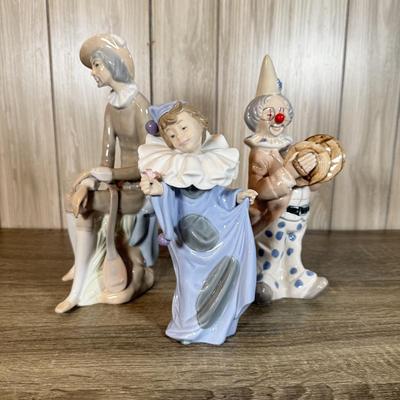 LOT 77B: Nao Lladro Circus Dreamer 1085B w/ other Matte Color Porcelain Figures (unmarked)
