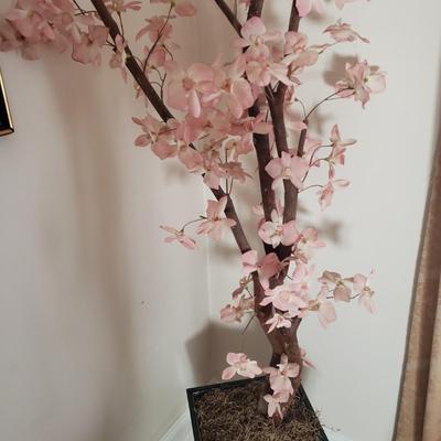 LOT 83L: Faux Cherry Blossom Tree in Black Lacquer Planter with Mother of Pearl Carved Figures