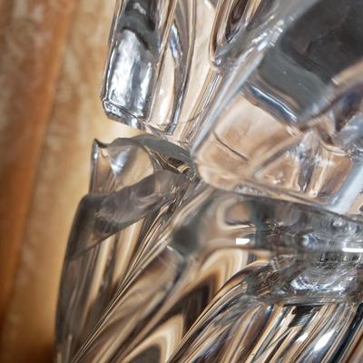 LOT 87L: Vintage Art Vannes France Crystal Table Lamp