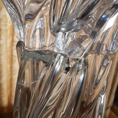 LOT 87L: Vintage Art Vannes France Crystal Table Lamp