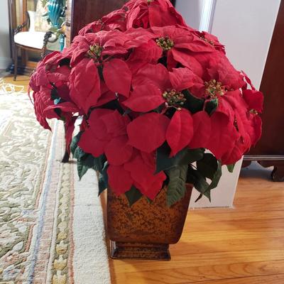 LOT 88L: Faux Poinsettia in Planter