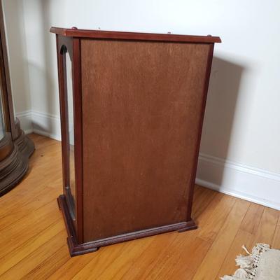 LOT 90L: Gone With The Wind Frankin Heirloom Dolls Scarlett O'Hara & Rhett Butler in Display Case