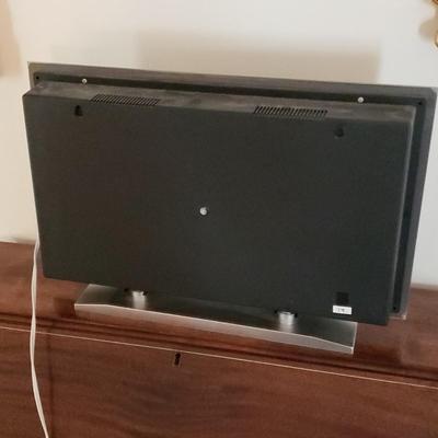 LOT 98W: Vintage Aquarium Motion Lamp with Moving Fish