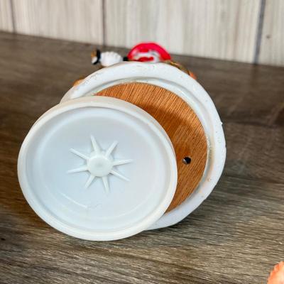 LOT 123B: Ron Lee Clown Car Sculpture w/ 2 Musical Clown Figures: Police & Fire