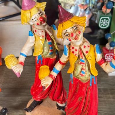 LOT 124B: Vintage Depose Italian Clown Figures, Simple Spinning Clown Toys, Carousel House Bank & More