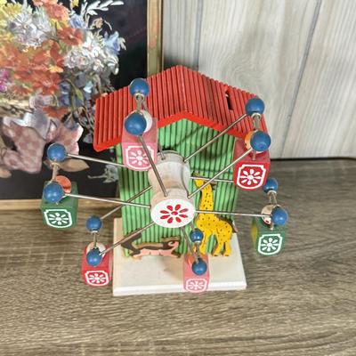 LOT 124B: Vintage Depose Italian Clown Figures, Simple Spinning Clown Toys, Carousel House Bank & More