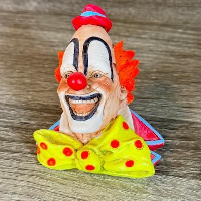 LOT 125B: Set of 12 Artefice Ottanta Hand Made Italian Clown Heads in Mirrored Display Case