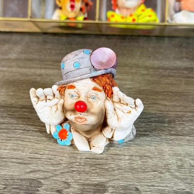 LOT 125B: Set of 12 Artefice Ottanta Hand Made Italian Clown Heads in Mirrored Display Case