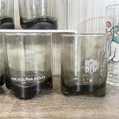 LOT 127B: NFL Philadelphia Eagles Smoky Rocks Glasses (6) and Single Eagles McDonald's Glass
