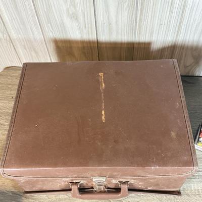 LOT 128B: Collection of Cassette Tapes: Queen, Fleetwood Mac, ZZ Top & More