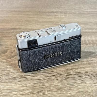 LOT 130B: Vintage Minolta AL-s 35mm Film Camera w/ Telephoto Lens