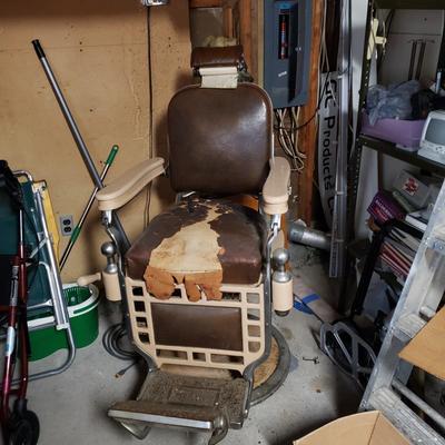 LOT 132G: Antique Theo. A Kochs Barber Chair