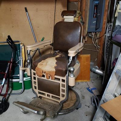 LOT 132G: Antique Theo. A Kochs Barber Chair