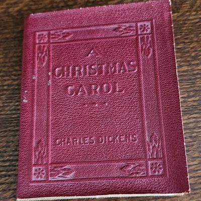 Sale Photo Thumbnail #310: Vintage 1920s   Little Leather Library    RARE