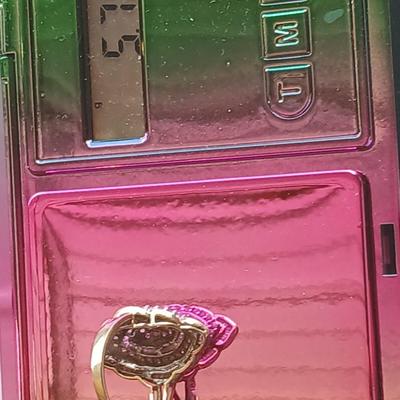 Beautiful Cluster cocktail ring 10K marked Size 7 -10 K