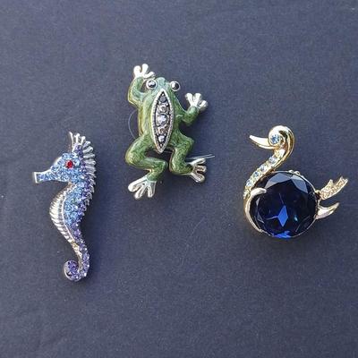Rhinestone Brooch collection - Sea horse - Frog - and Bird