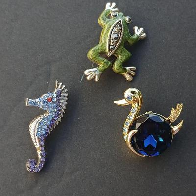 Rhinestone Brooch collection - Sea horse - Frog - and Bird