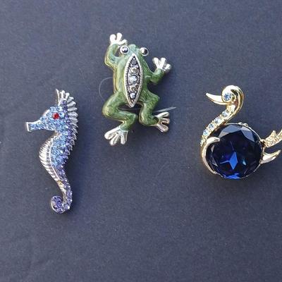 Rhinestone Brooch collection - Sea horse - Frog - and Bird