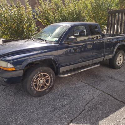 2004 Dodge Dakota Pickup Truck Automatic Gas Engine Clear Title (See the Notes Below)