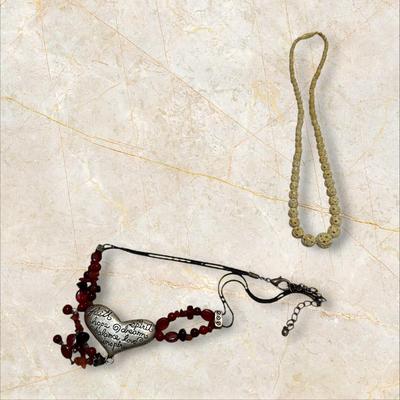 Lot of Costume Jewelry Just Necklaces (10)