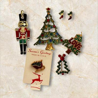 Christmas Festive Pins & Earrings- Get Ready for the Holidays!