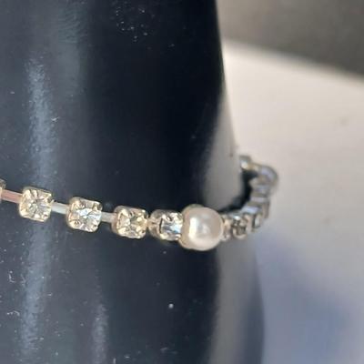 Rhinestone necklaces with a vintage rhinestone and faux pearl bracelet