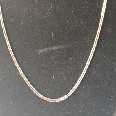 Seven necklace chains