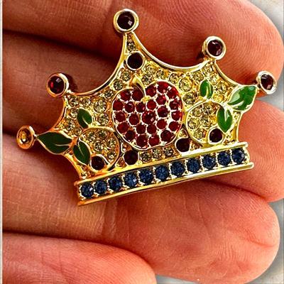 Disney Snow White's Crown Pin- Missing 1 Stone