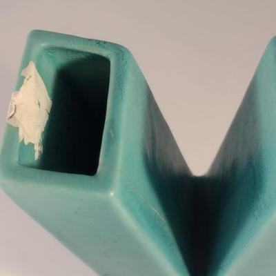 Sale Photo Thumbnail #295: Antique Poppy Trail Pottery WWII 'V is for Victory' Vase- Approx 6" Tall.  Item has large chip at top- please see all pictures.