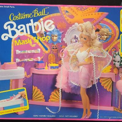 Vintage Barbie Doll Wedding Day Fashion Trunk 1991 & Costume Ball Mask Shop Retro Rare