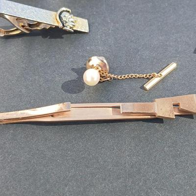 Vintage tie bars, cuff links, and tie clips
