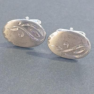 Cuff links and tie clips - Moose head lapel - Hick Dk USA - Sterling - and others